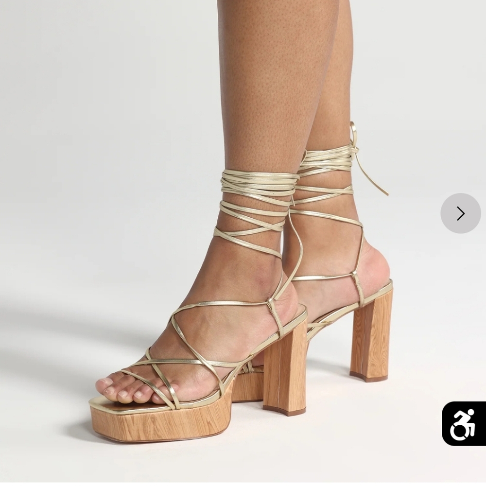 Fashion to Figure Gianna Wide Strappy Platform Sandals
